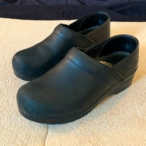 Dansko Black Leather Clog/Mule - size 38